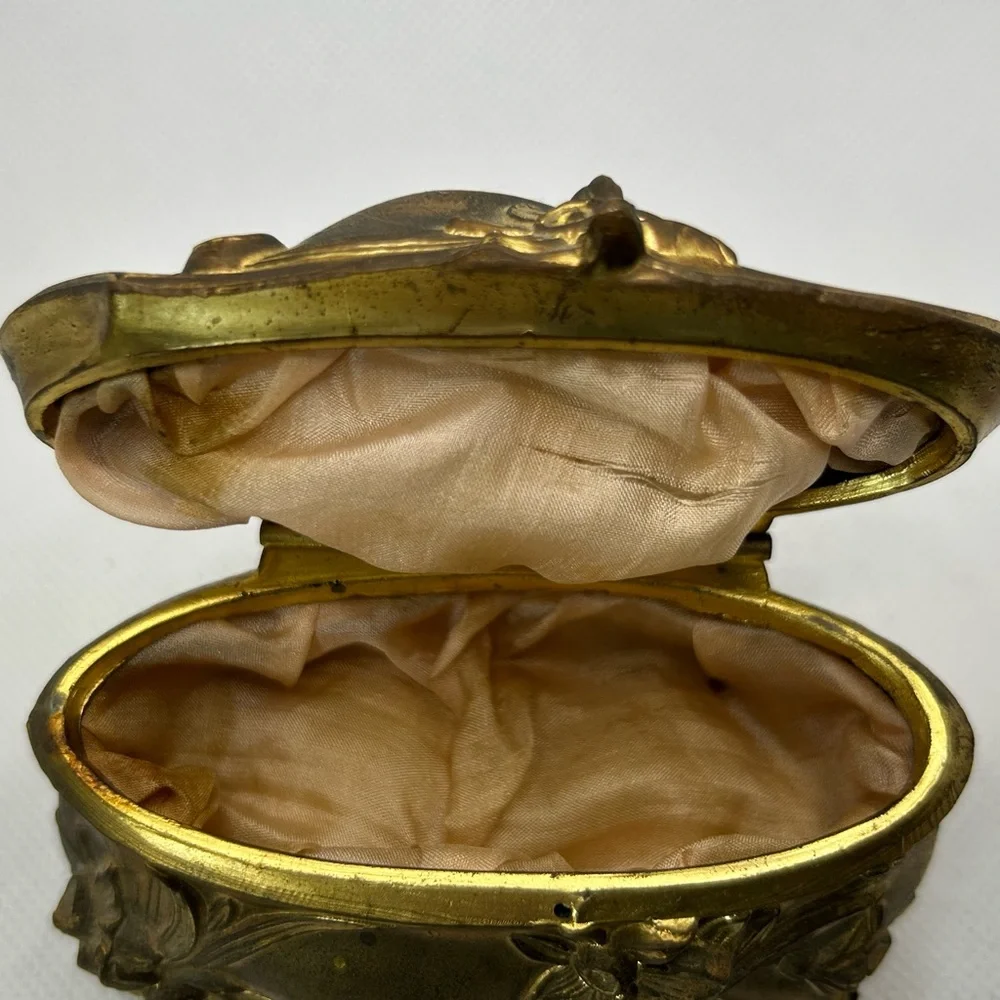 Vintage Box Art Nouveau Gold Victorian Metal Floral Jewelry Casket Footed